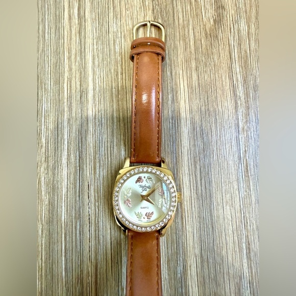 Black Hills Gold Quartz Watch Brown Leather Strap Rhinestone Bezel